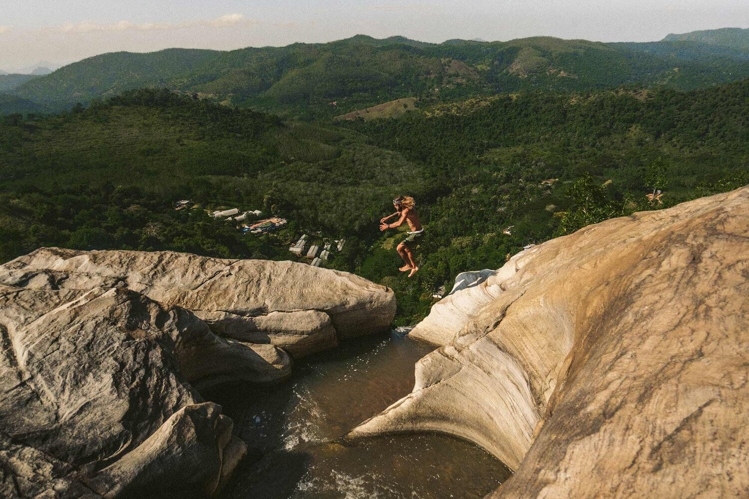 Diyaluma Falls | Things to do in Ella Sri Lanka