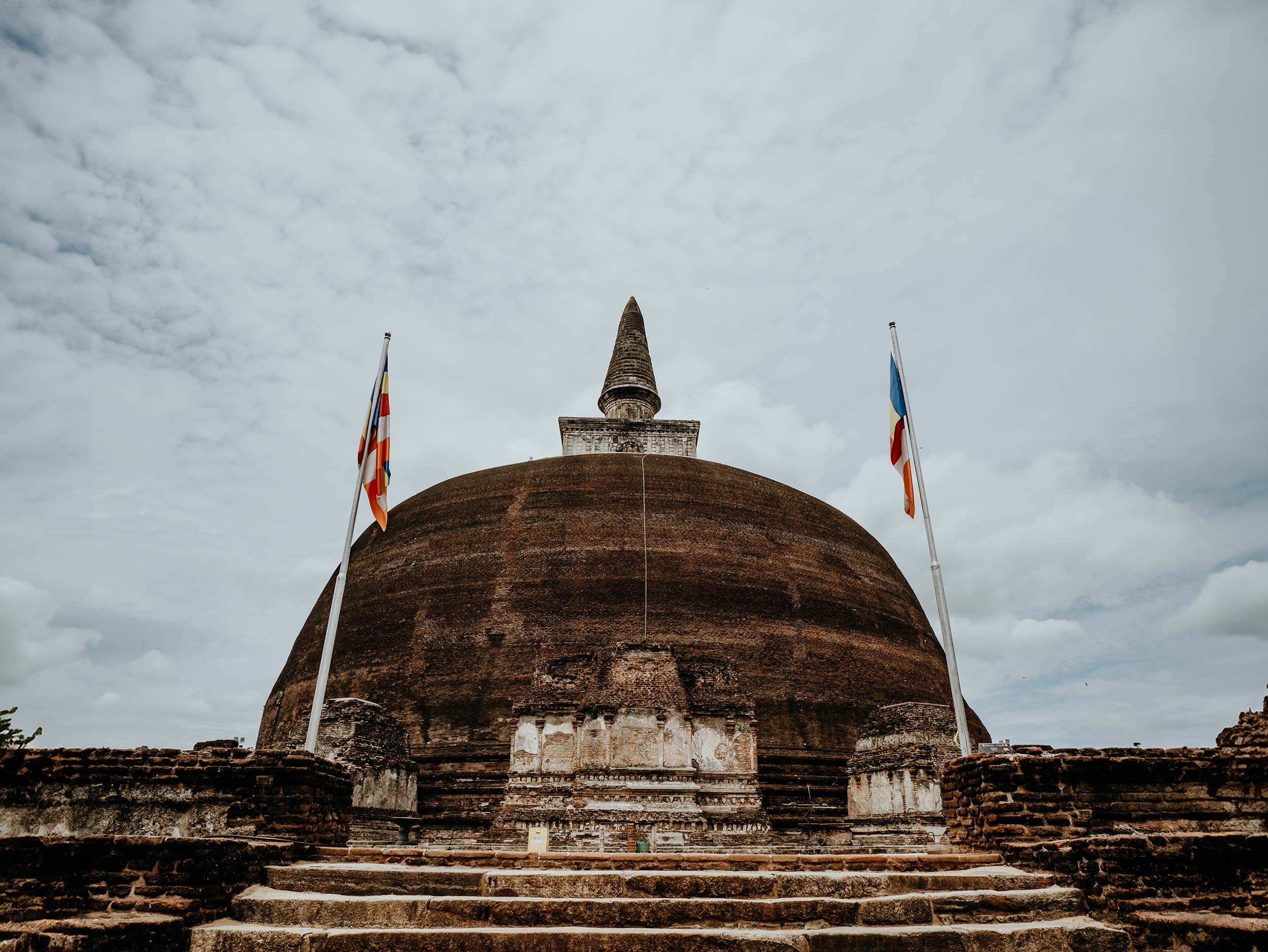 Rankot Vihara Polonnaruwa