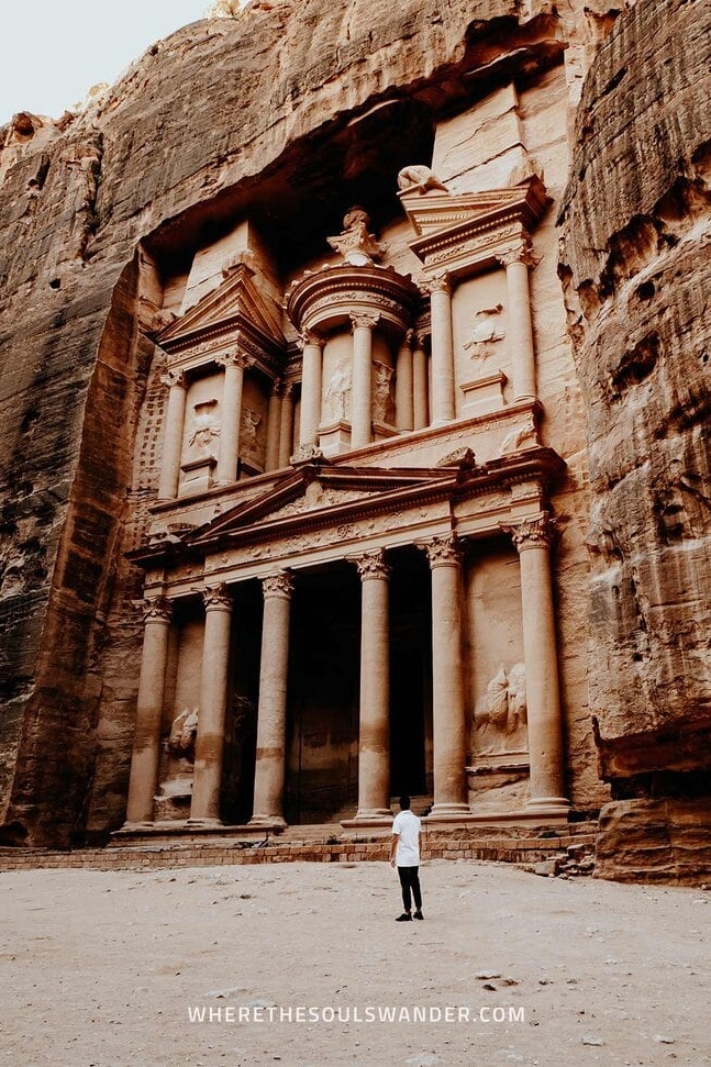 The Treasury | Things to do in Petra Jordan