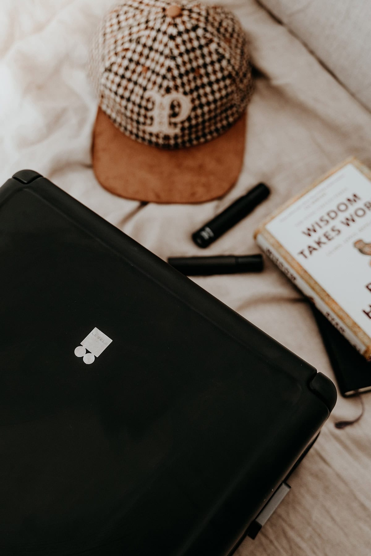 Level8 luggage review