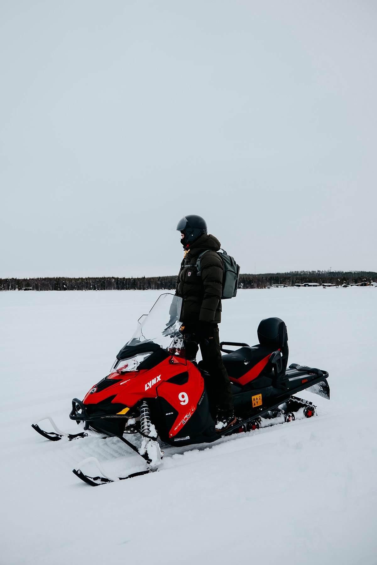 Snowmobile tour in Lapland